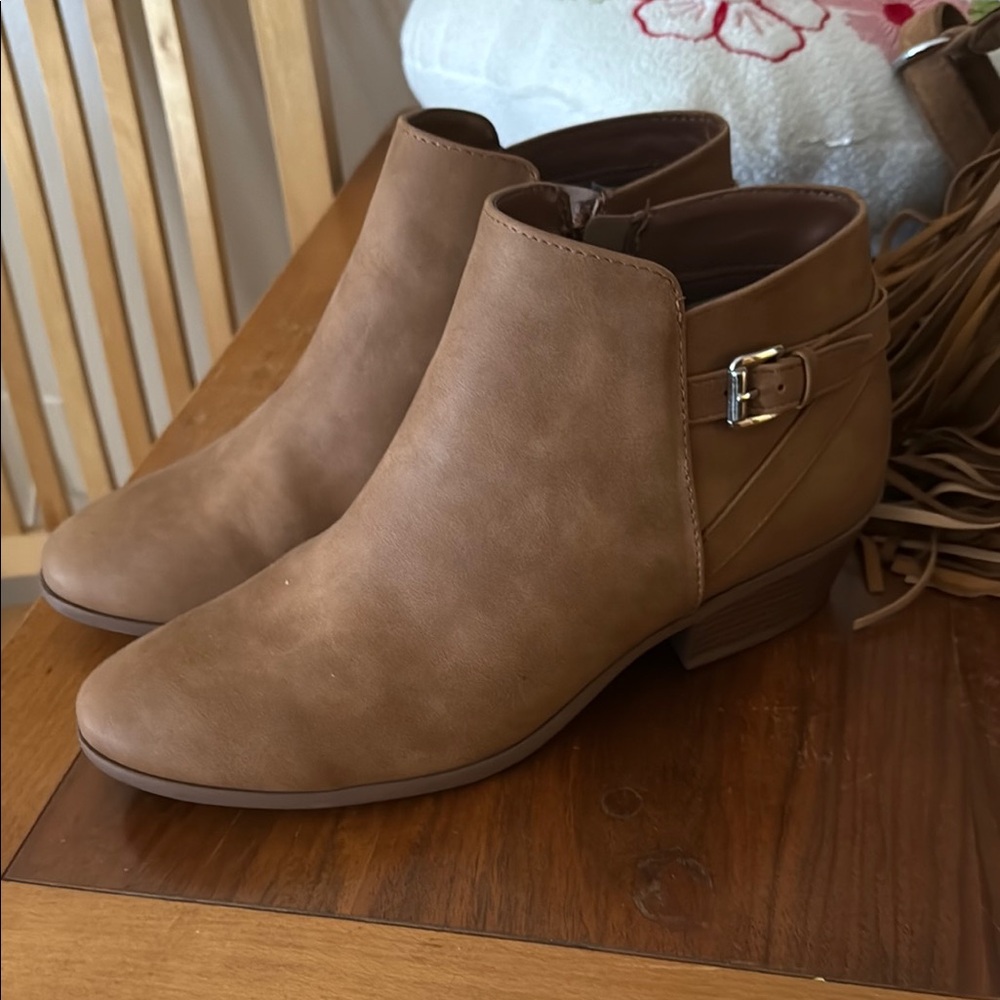 Soda Tan Ankle Boots with Suede Finish and Side Zipper